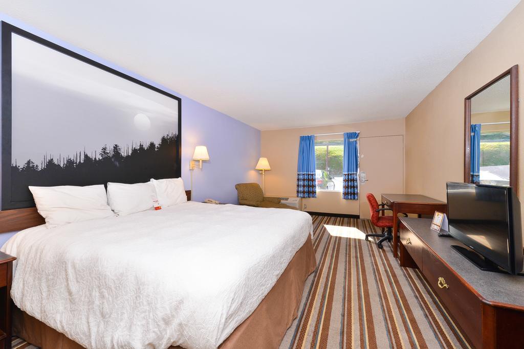 Super 8 By Wyndham Caryville Tn Quarto foto